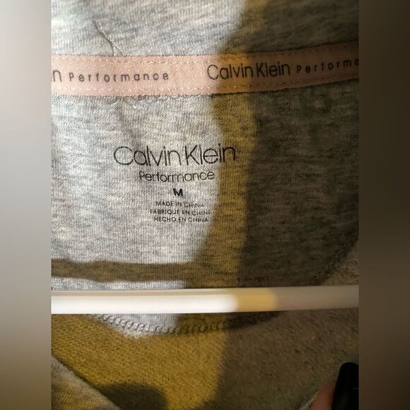 ‎Calvin Klein sweatshirt - Picture 3 of 5